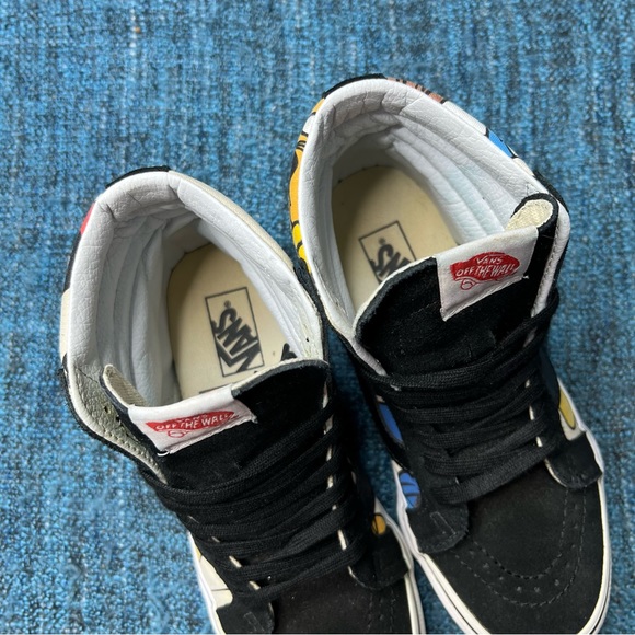 Vans x Disney Sk8 Hi Mickey and Friends Sneakers Limited Edition - Picture 5 of 11